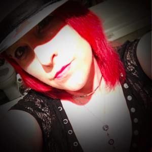 Meet your Posher, Caroline